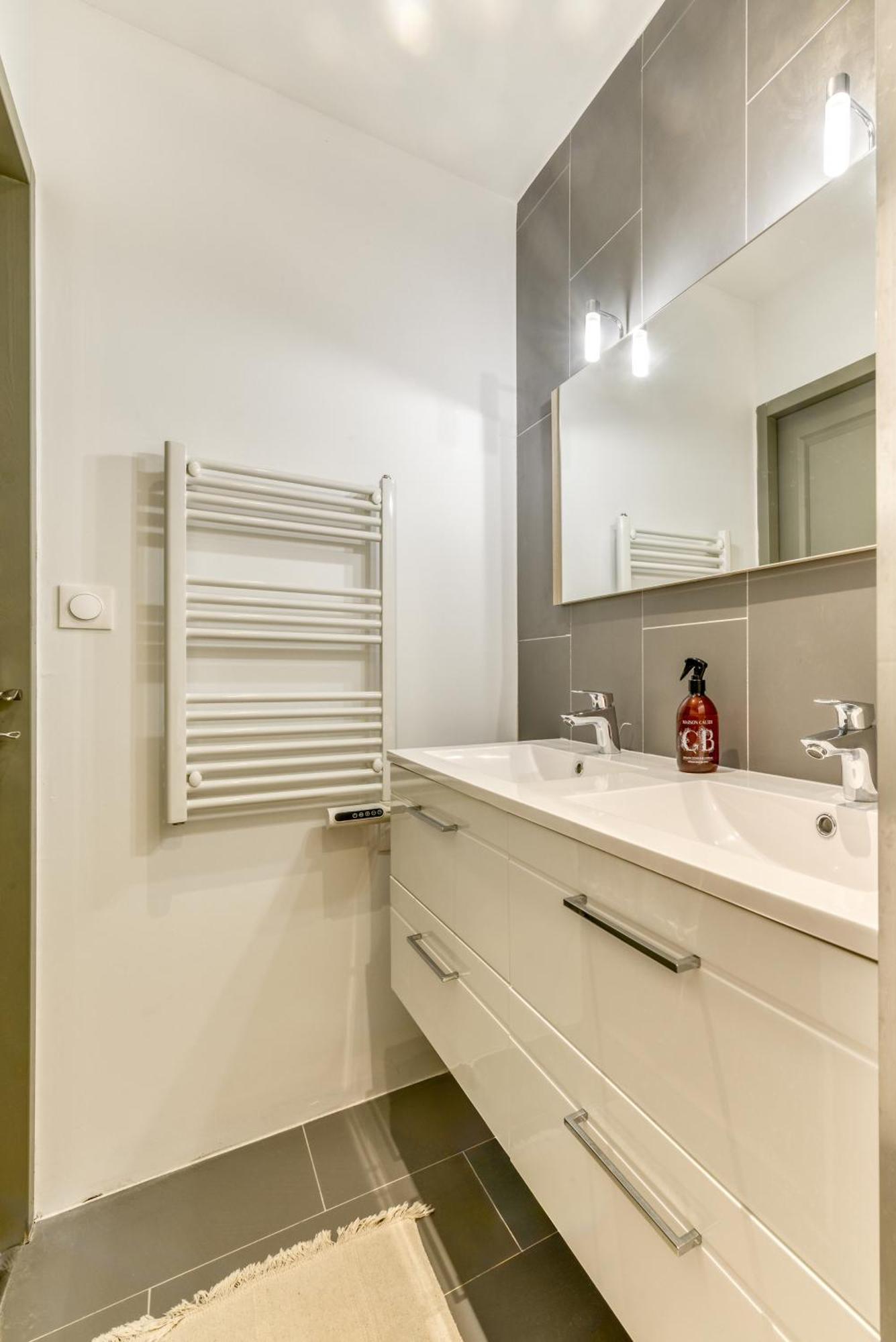 Le Maquens - Parking Gratuit - Wifi - Netflix Apartment Каркасон Екстериор снимка
